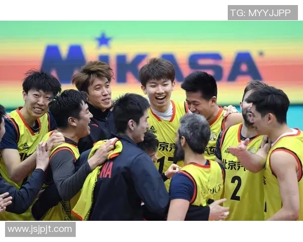 排球战术揭秘:深入解析北京排球队的制胜之道与训练秘诀 排球战术揭秘:深入解析北京排球队的制胜之道与训练秘诀